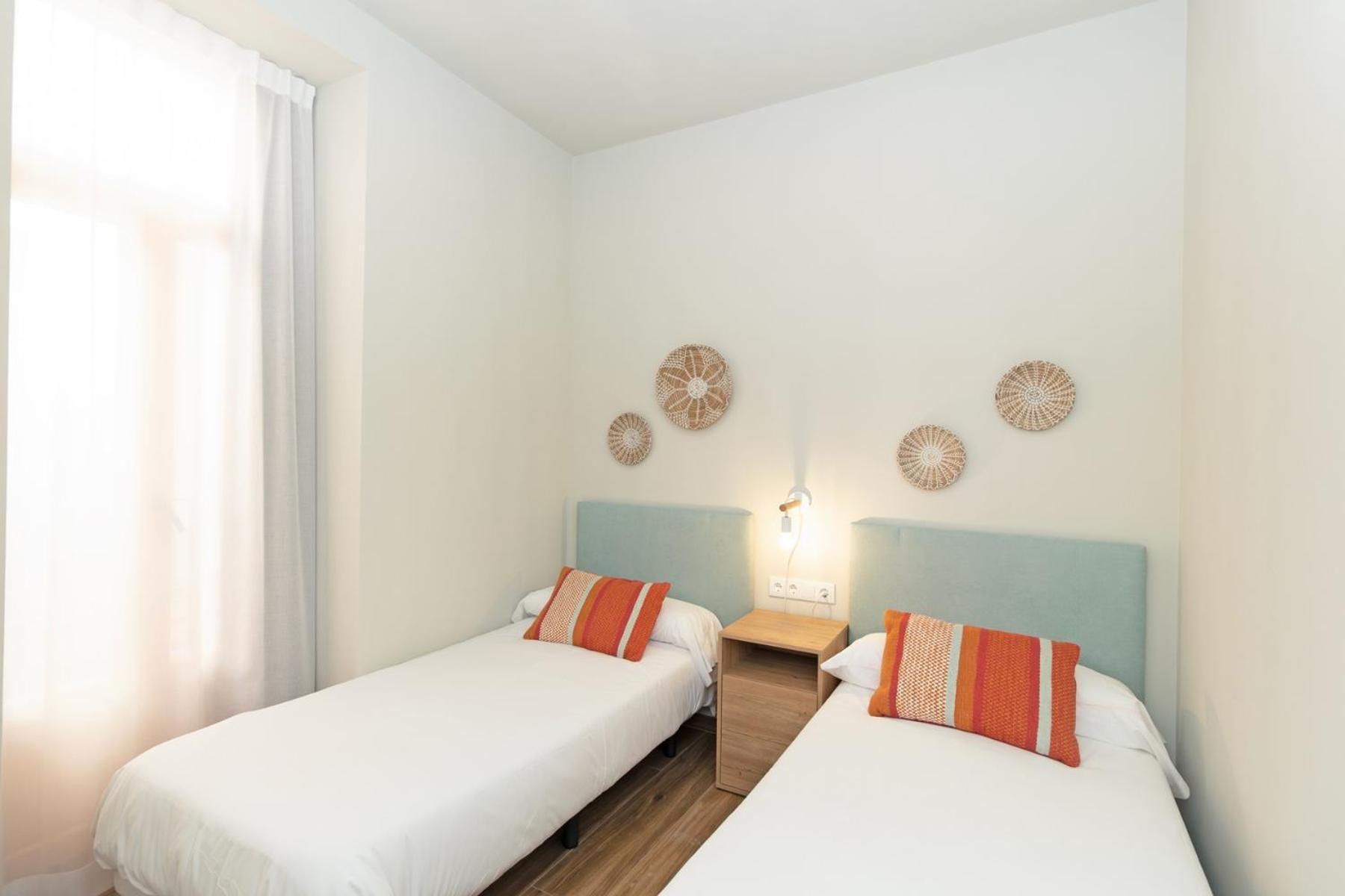 Maritime Apartamentos Puerto Valencia Room photo